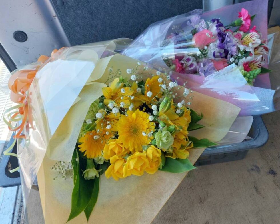 花束10
